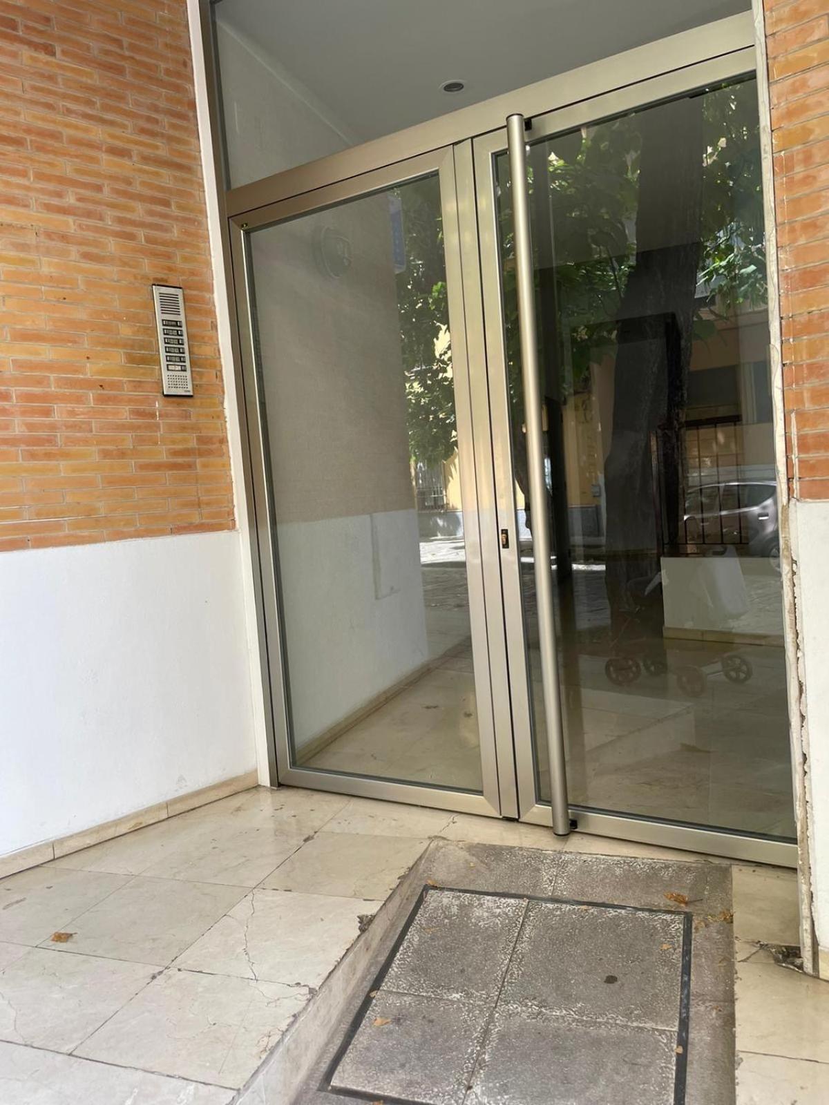 Apartamento Entero En Los Jardines De Murillo Севилья Экстерьер фото
